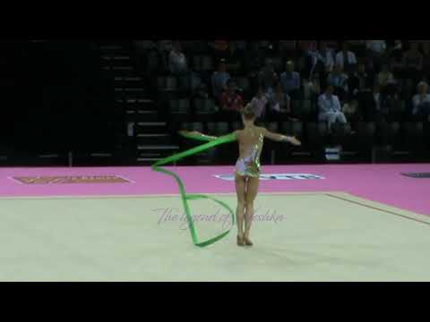 Laura JUNG (GER) ribbon - 2011 Montpellier worlds Qualifs