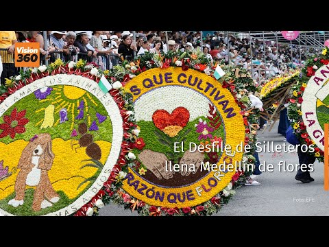 El Desfile de Silleteros llena Medellín de flores 