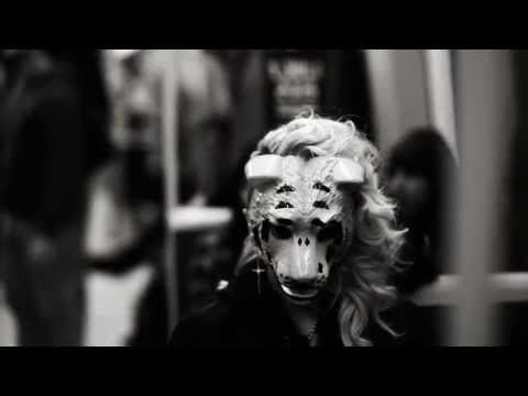 Electric Lady Lab feat. Sukker Lyn - Broken Mirrors (Official Video)