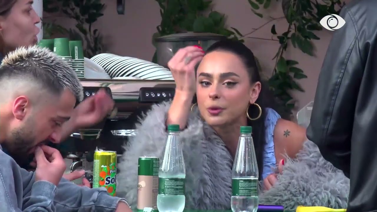 “Ke folur pas shpinës time”/ Egli- Rozanës: Më ke thënë gjëra për Laertin dhe më pas…