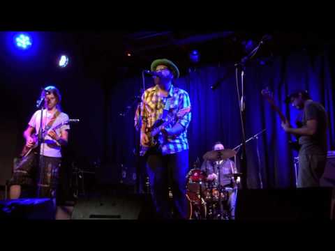 THE JIM REYNOLDS BAND - Radio (Live at Molly Malone's)