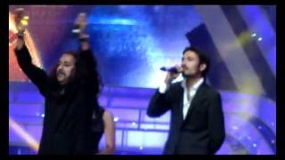 WHY THIS KOLAVERY DI SONG LIVE BY DHANUSH IN DUBAI
