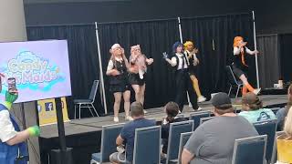 More Anime cosplayers dancing at Comic Con 2025.