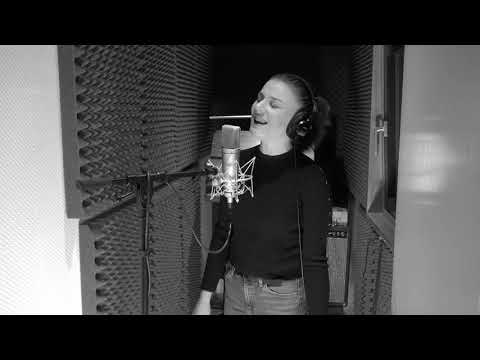 When we were young - Adele covered by Emma Paula