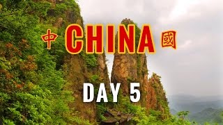Crazy Hiking & Climbing at the Xian Hua Mountains // China Vlog Day 5 // 2017.4.25 Tuesday