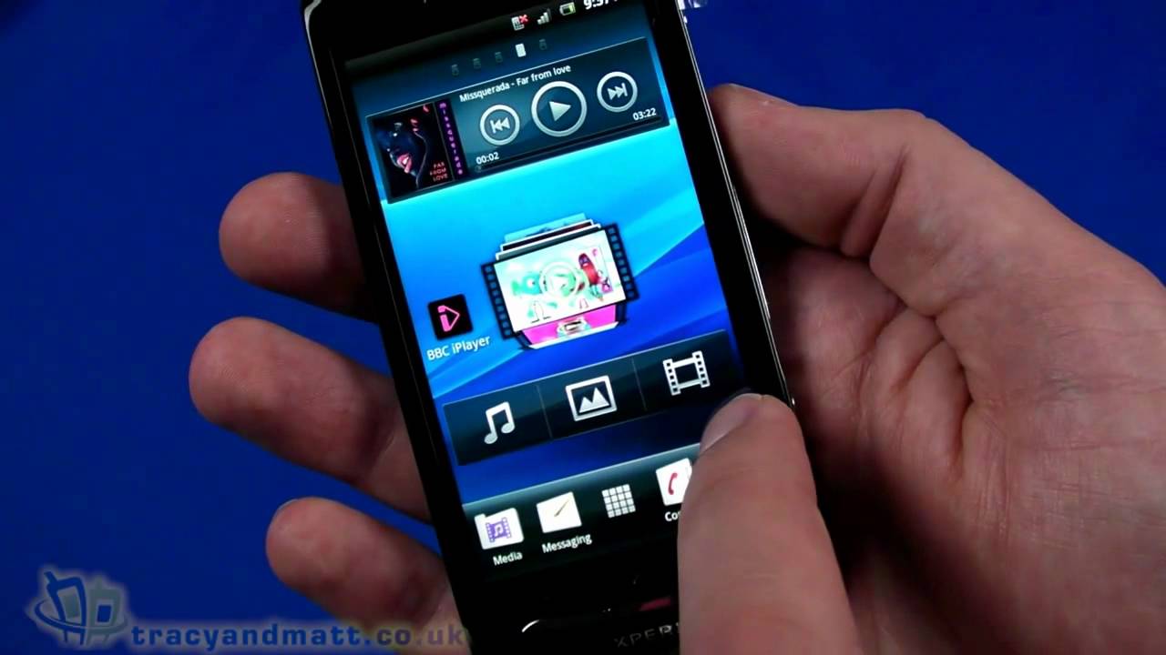 Sony Ericsson XPERIA Neo unboxing video