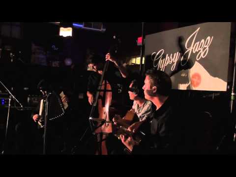 Kruno Spisic - Jutros Mi Je Ruza Procvjetala (Gypsy Jazz)