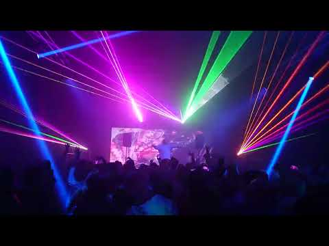 Vibes and Lively (3) - Bowlers Stu Allan 19.11.22