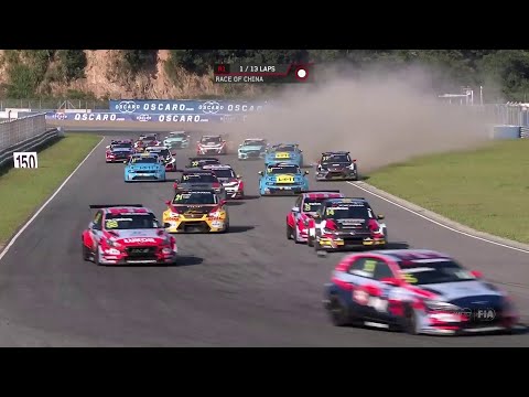 WTCR: Ningbo Race 1 start