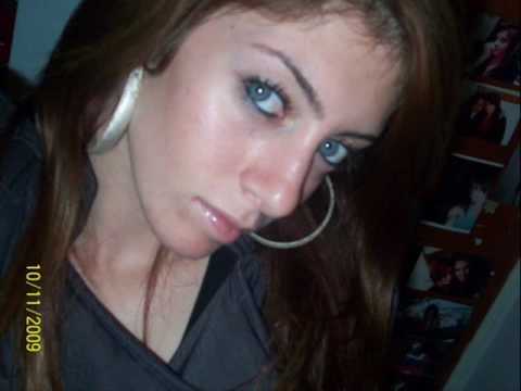 YAREM SENI SEVIYORUM