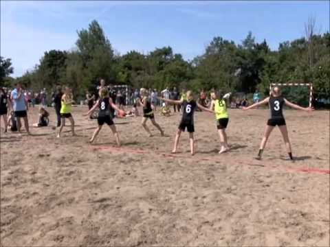 NK Beach Handball 2013 meisjes C Unitas