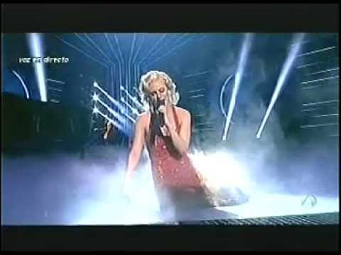 Edurne Imita A Cristina Aguilera