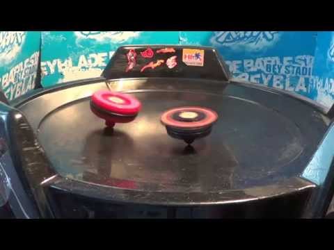 Beyblade Flash Leopard 2 vs Voltaic Ape