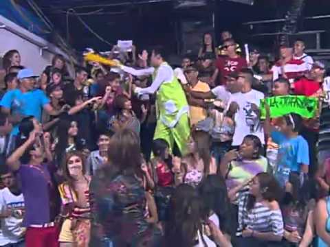 CAIDA DE CHINITOS DE ABAJO EN EL CLUB DEL ITALIANO