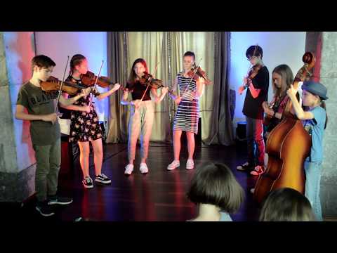 Hobi Godalkanje - Out on the Ocean