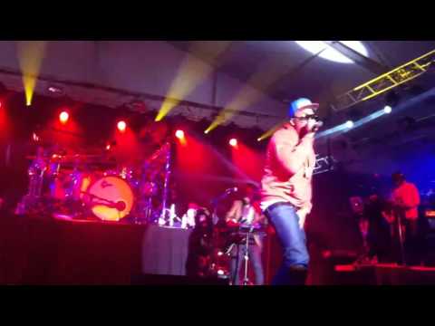 Nas & Z (his live band) - Hip Hop Is Dead 2/2/12 Indianapolis, IN @ EA Sports Madden Bowl XVIII