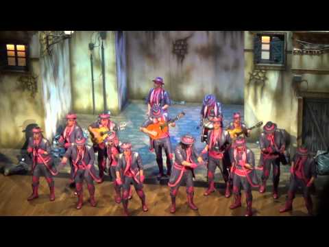 HD Comparsa Los Ladrones - pasodoble "sal de la escuela" teatro cervantes (Linares) 08/02/2014