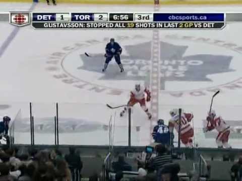 Jonas Gustavsson stops a Detroit 2-on-Nothing attempt (Sept. 26, 2009)