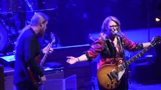 The Tedeschi Trucks Band, &quot;I Pity The Fool,&quot; with epic Susan solo 12/2/2017, Boston, MA