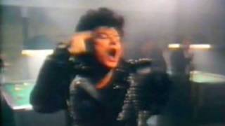 Girlschool & Gary Glitter - 'I'm The Leader Of The Gang'