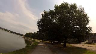 preview picture of video 'Chestnut Hill Reservoir Run - Brookline, Massachusetts'