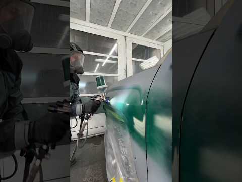 HOW TO PAINT BODY PANELS. SPOT PAINT REPAIR AUTO PROFESSIONAL #automobile #bodywork #autobody #car