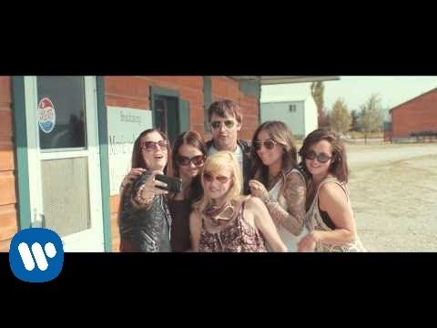 James Blunt - Bonfire Heart (Official Music Video)