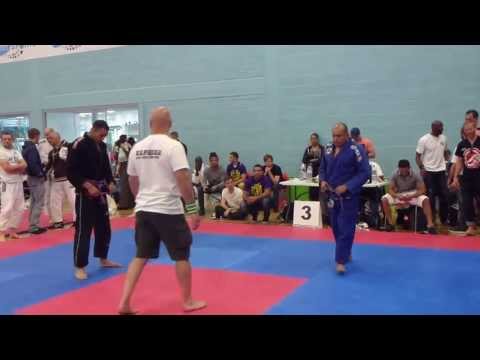 BJJ Pro Cup 2013 - Purple Adult - Middle Heavy - FINALS - Nathan Dewart