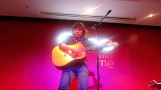 Martha Wainwright - I Wanna Make an Arrest (Live @ Fnac Castellana, Madrid 21-10-2012) (Incomplete)