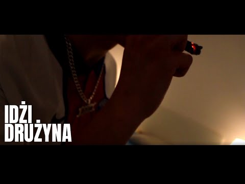 Idżi - DRUŻYNA