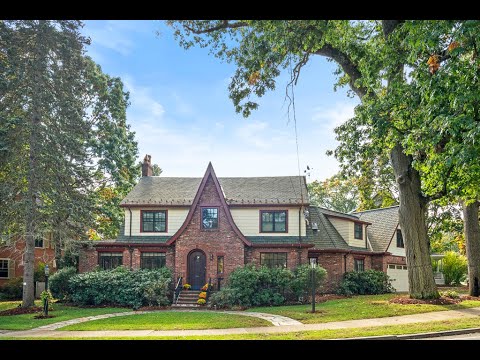 20 Wildwood St Winchester, MA Walkthrough Video 90 Sec  112121