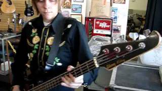 Video thumbnail for 1982 Vintage Gibson Victory Bass Guitar Demo by Brad