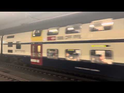 S8 nach Winterthur einfahrt in Zürich HB Löwenstrasse