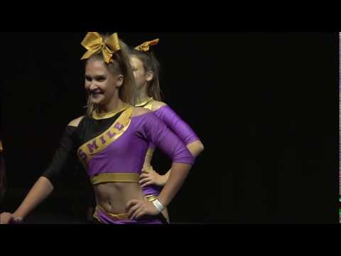 Cheerleading .Senior Cheer All Girl Elite Belarus Smile.