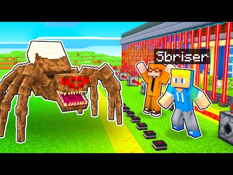RAGNO MUTANTE vs BASE PIÙ SICURA Su Minecraft!