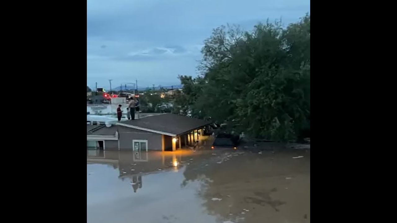 Arizona Flash Flood Leaves 2 People Dead, Dozens Rescued: 'We Didn't Expect This At All'
