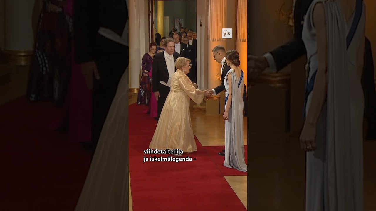 Hän kätteli Linnan juhlissa ensimmäisenä