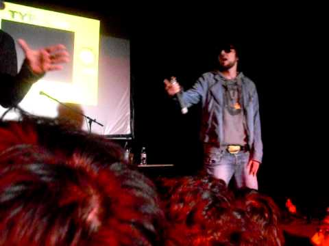 Halfmoon Caddeler LIVE!  Hip Hop gegen Rechts