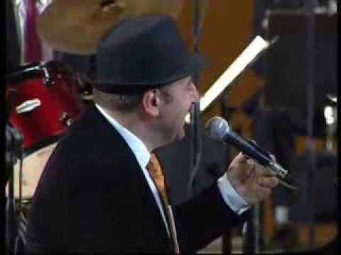 New York Yerevan Quartet With State Youth Orchestra - All Off Me