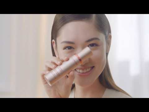 Clarins Veido formavimo ir kontūravimo serumas (Shaping Facial Lift Total V Serum) 50 ml video