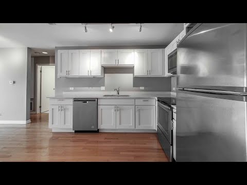 A Lincoln Park 2-bedroom, 1-bath, apartment 305 at 1818 N Halsted A Lincoln Park 2-bedroom, 1-bath, apartment 305 at 1818 N Halsted
