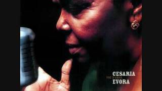 Cesaria Evora - Bondade e Maldade.wmv