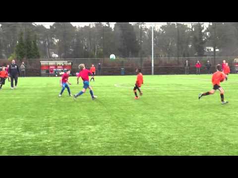 14 dec 2013 DOSC D2 - VV De Meern D4 vr 2-4 zo maar een stukje