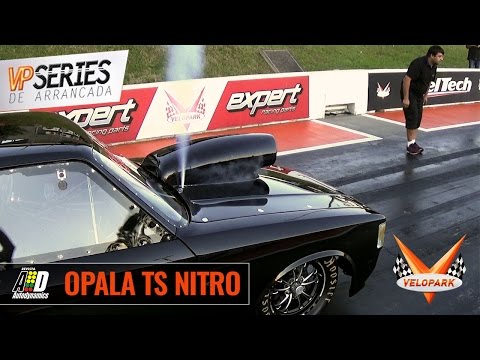 Velopark 2017 | Opala TS Nitro de lado no final da reta