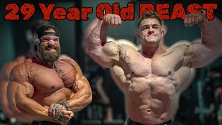 HUGE BODYBUILDER FOUND IN SPAIN