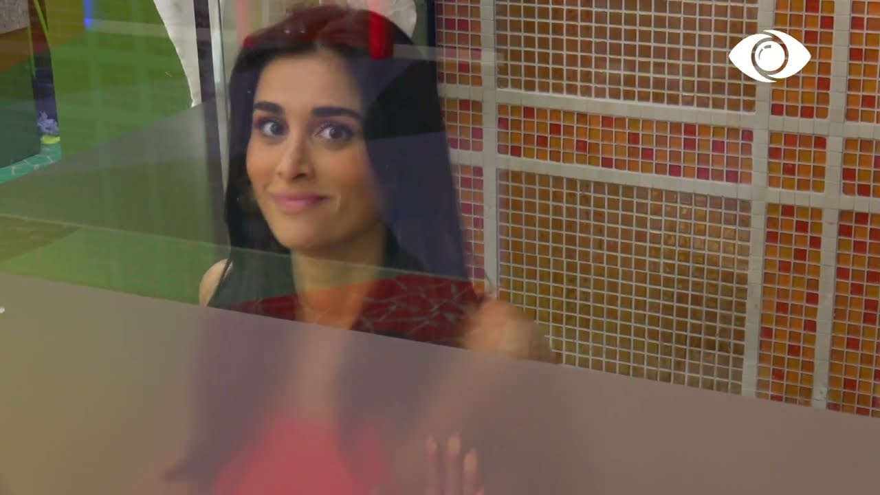 Batuta mes Jorit, Luizit dhe Lorencit në dush