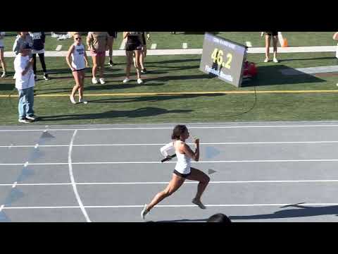 Girls 4x100 relay