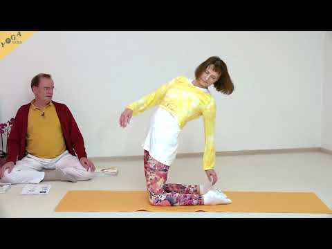 1070 Parivritta Ushtrasana