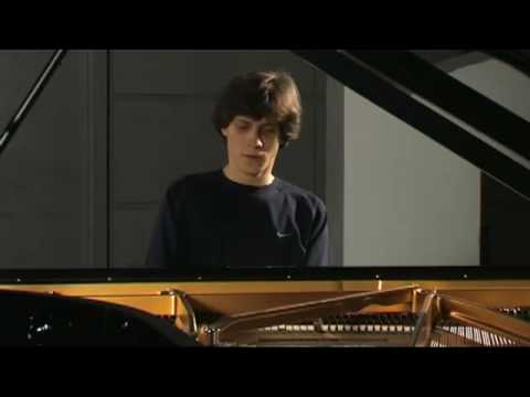 Rafal Blechacz - Beethoven op. 2 No. 2