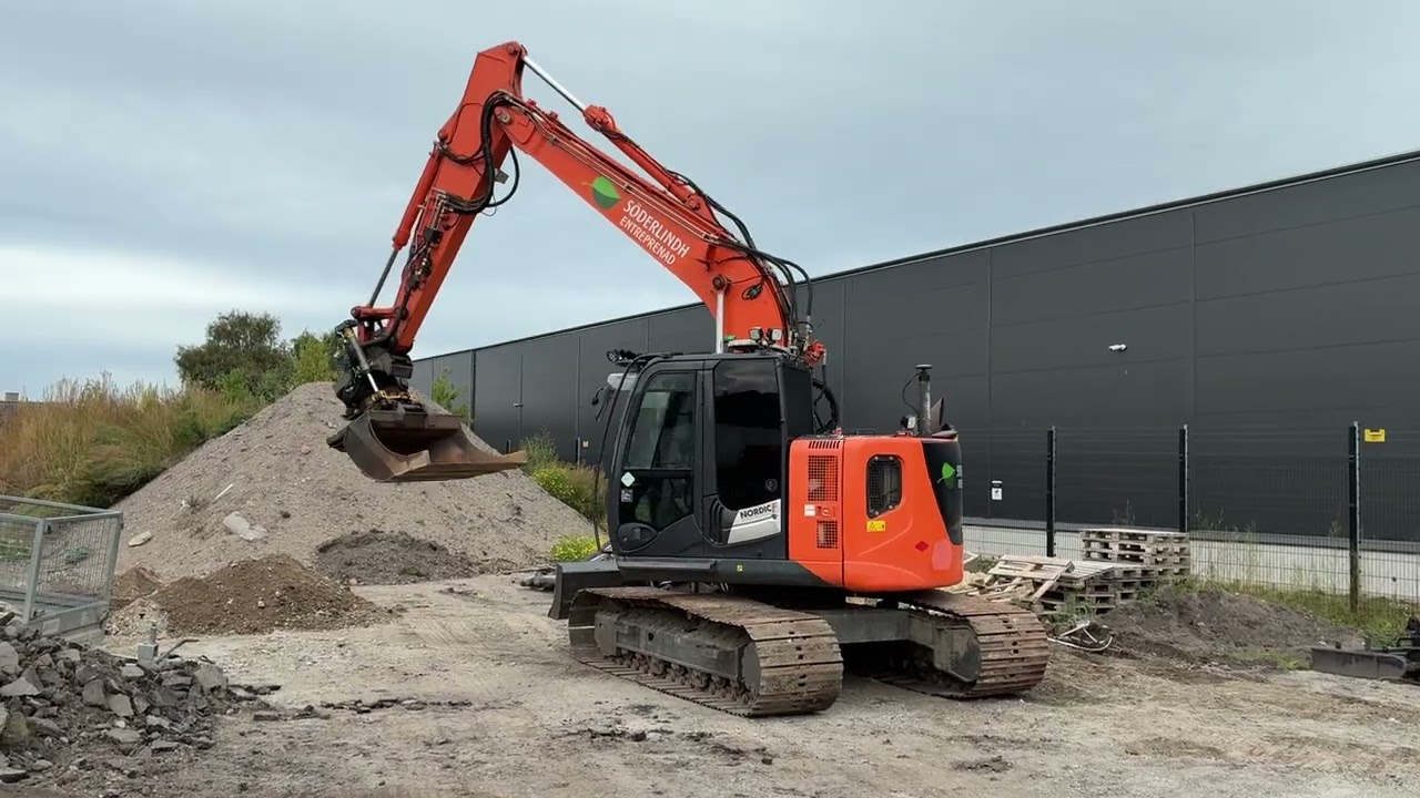 Presentationsvideoklipp: Hitachi Zaxis 135US - 0 km - 2015